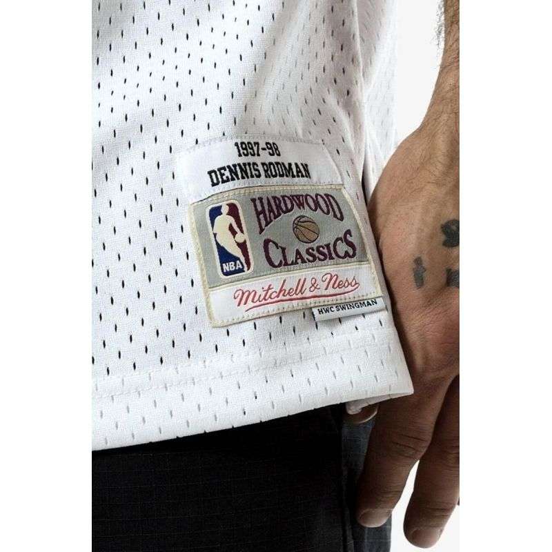 Mitchell & Ness Chicago Bulls NBA Swingman Jersey Bulls 97-98 Dennis Rodman M SMJYAC18079-CBUWHIT97DRDN