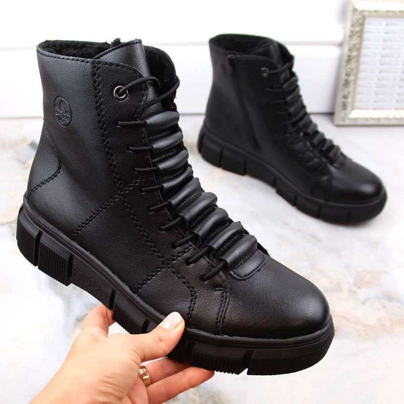 Comfortable, insulated platform boots Rieker W RKR493A, black