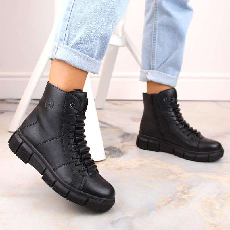 Comfortable, insulated platform boots Rieker W RKR493A, black